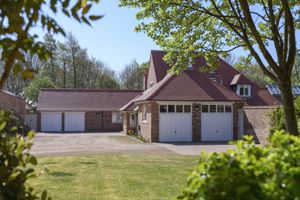 Photo 33- click for photo gallery